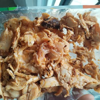 Banvit Döner Paketinde Çiğ Tavuk Parçası Şoku