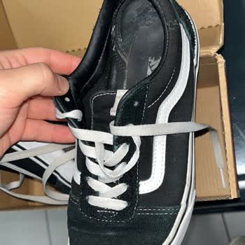Kısa Sürede Deforme Olan Vans Ayakkabı İçin Çözüm Bulunmuyor