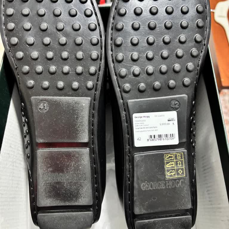 Farklı Şehirde Yanlış Ve Kirli Ayakkabı Gönderildi Mağaza Değişimi Mağduriyet Yaratıyor