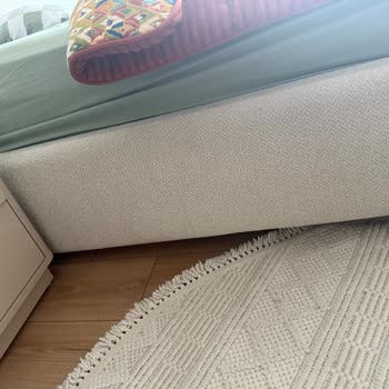 Teşhir Ve Kırık Yatak Odası Takımı, Mağazadan Hiçbir Çözüm Alamadık