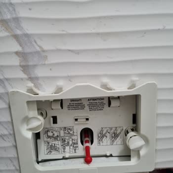 Visam Gömme Rezervuar Sürekli Su Akıtıyor, Ücretsiz Tamir Talebi