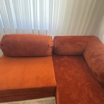 Köşe Takımında Belirgin Renk Uyumsuzluğu Ve Yetersiz Müşteri Desteği