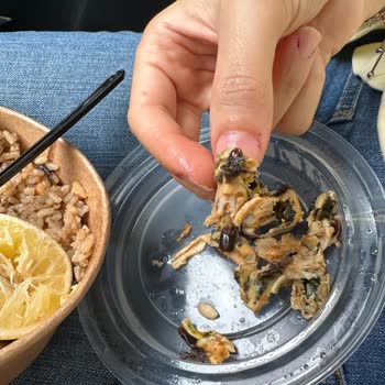 Midyeli Pilavda Temizlenmemiş Midye Ve Hijyen Sorunu Yaşadım