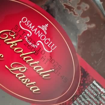 Tarihi Geçmemiş Yaş Pastada Küf Şoku