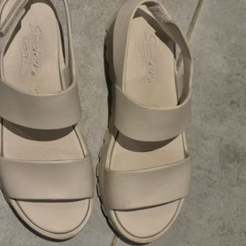 Skechers Sandalet Ayağımda Yaraya Sebep Oldu, Değişim Veya İade Talebim Reddedildi