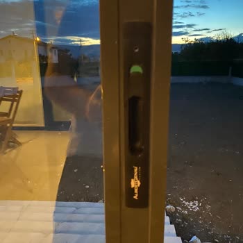 Cam Balkon Kilitlerinde Sürekli Arıza Ve Güvenlik Sorunu