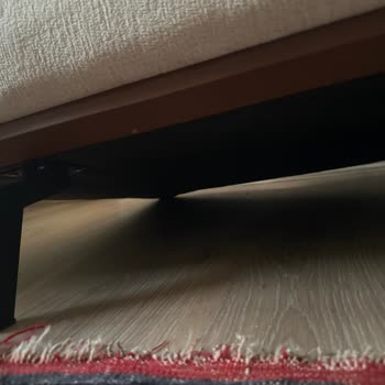 Kırık Koltuk Ayağı İçin Haftalardır Çözüm Sunulmuyor!