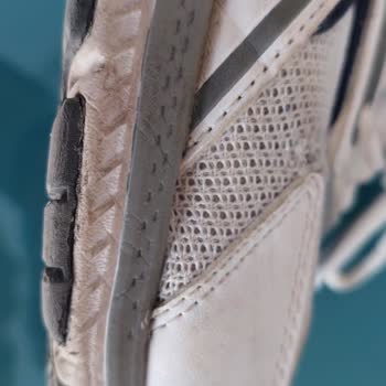 Lescon Orion 2 Ayakkabıda Kısa Sürede Yırtılma Ve Mağazadan Olumsuz Geri Dönüş