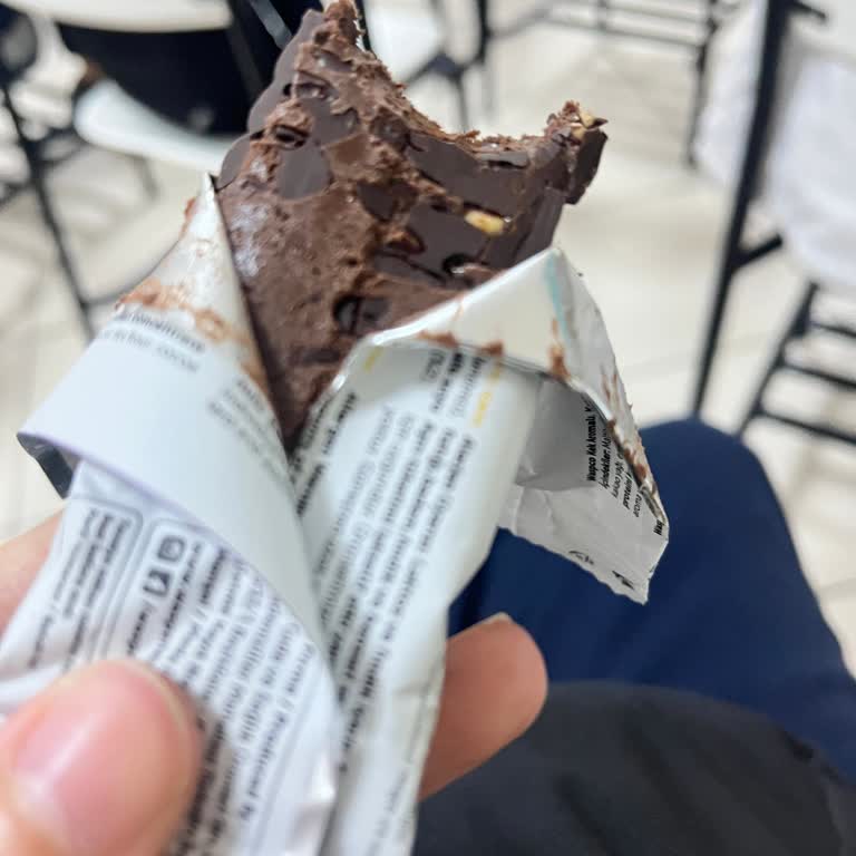 Sipariş Ettiğim Protein Bar Bozuk Ve Dağılmış Şekilde Teslim Edildi