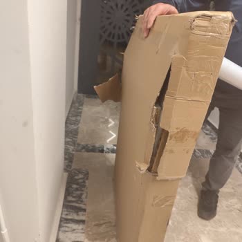 Yanlış Adrese Teslimat Ve Hasarlı Ürün: Çözüm Bekliyorum!