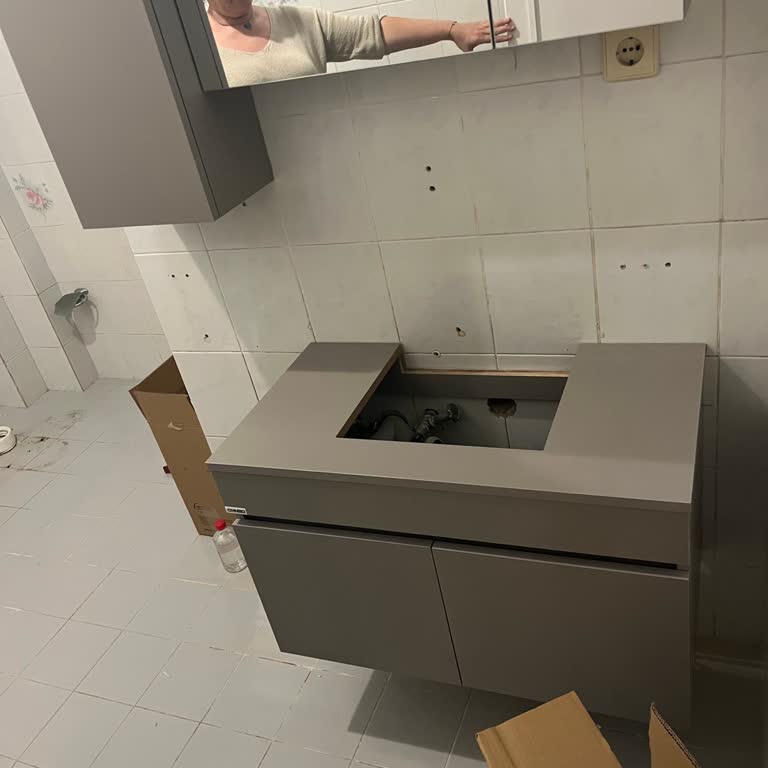 Koçtaş'tan Alınan Banyo Dolabında Teslimat, Kurulum Ve Müşteri Hizmetleri Sorunu