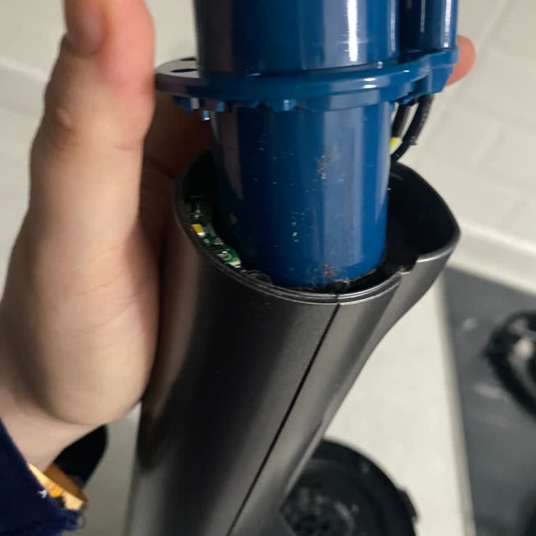 Bir Günlük Süpürgede Sap Kırılması: Hayal Kırıklığı Ve Mağduriyet