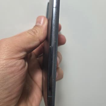 Samsung S22 Batarya Şişmesi Ve Ücretsiz Değişim Talebi