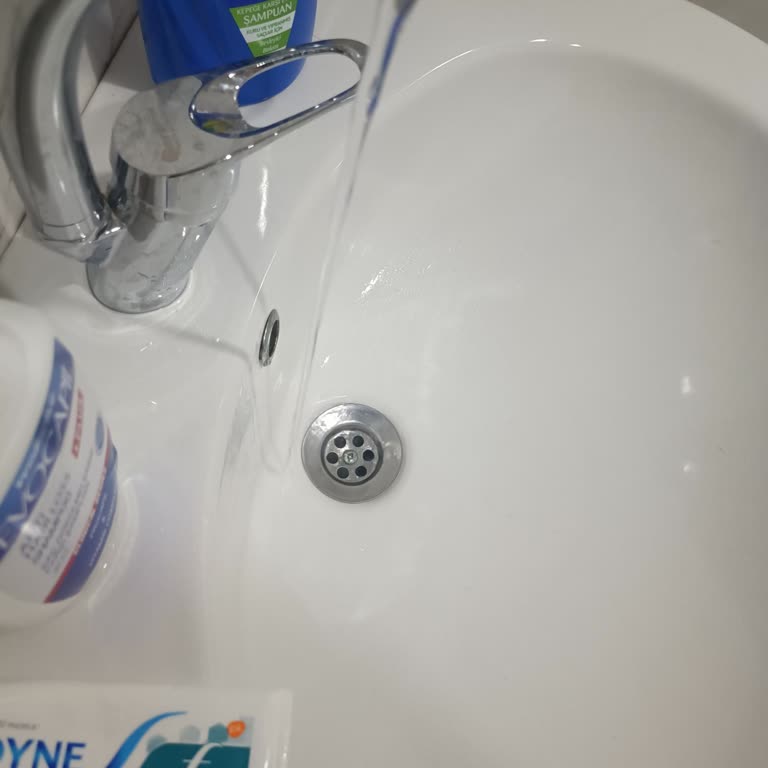 Mahallede Sürekli Su Basıncı Sorunu Günlük Hayatı Olumsuz Etkiliyor