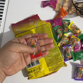 Aldığım Sakız Paketinde Boş Ambalaj Ve Sert Ürün Sorunu