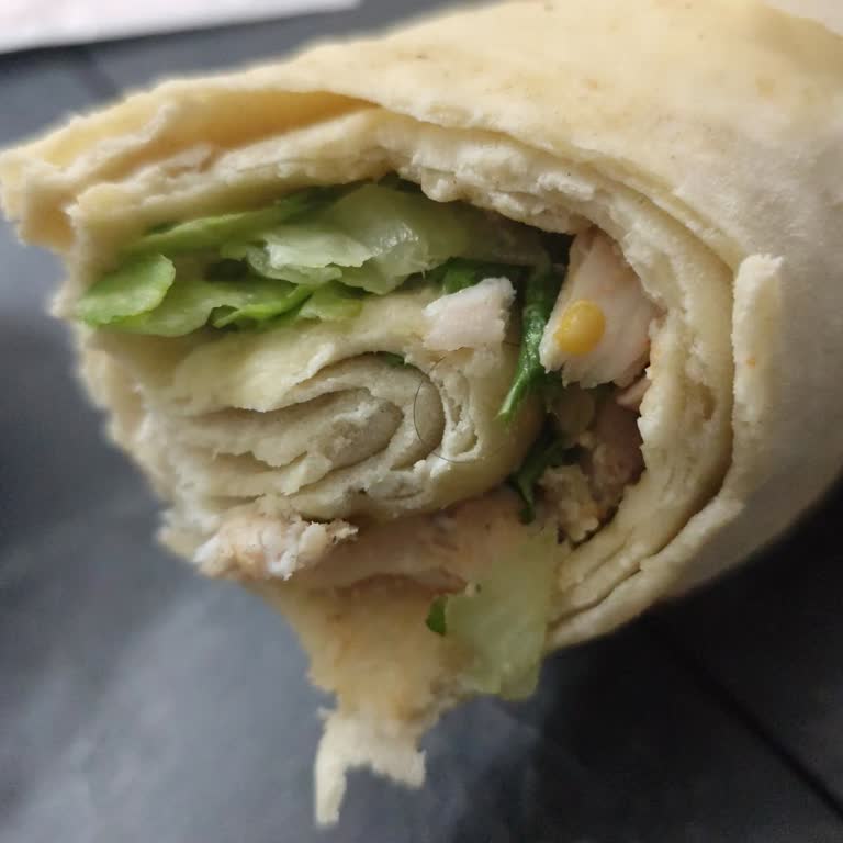 Soğuk Ve Geç Gelen Dönerde Kıl Çıkmasıyla Yaşadığım Hayal Kırıklığı