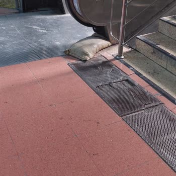 Metro İstasyonunda Düşme Sonrası Haksız Hastane Ücreti Ve Mağduriyet