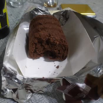 Aldığım Kakaolu Kekin Yarısı Eksikti Açıklama Bekliyorum