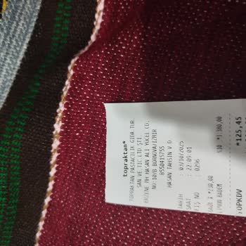 Aldığım Pastadan Kıl Ve Kirpik Çıktı Hijyen Konusunda Endişeliyim