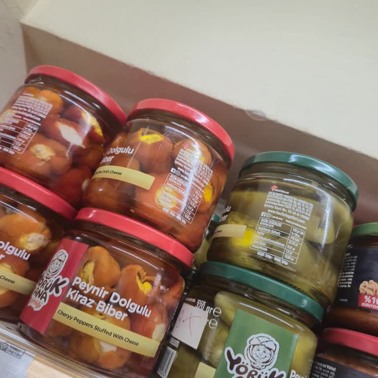 Peynir Dolgulu Biberin İçeriği Ambalajda Belirtilmemiş