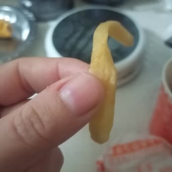 Soğuk Ve Bayat Ürün, Yetersiz Müşteri Hizmeti