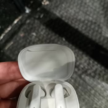 JBL Wave Flex Kulaklıkta Sürekli Ses Kesintisi Sorunu