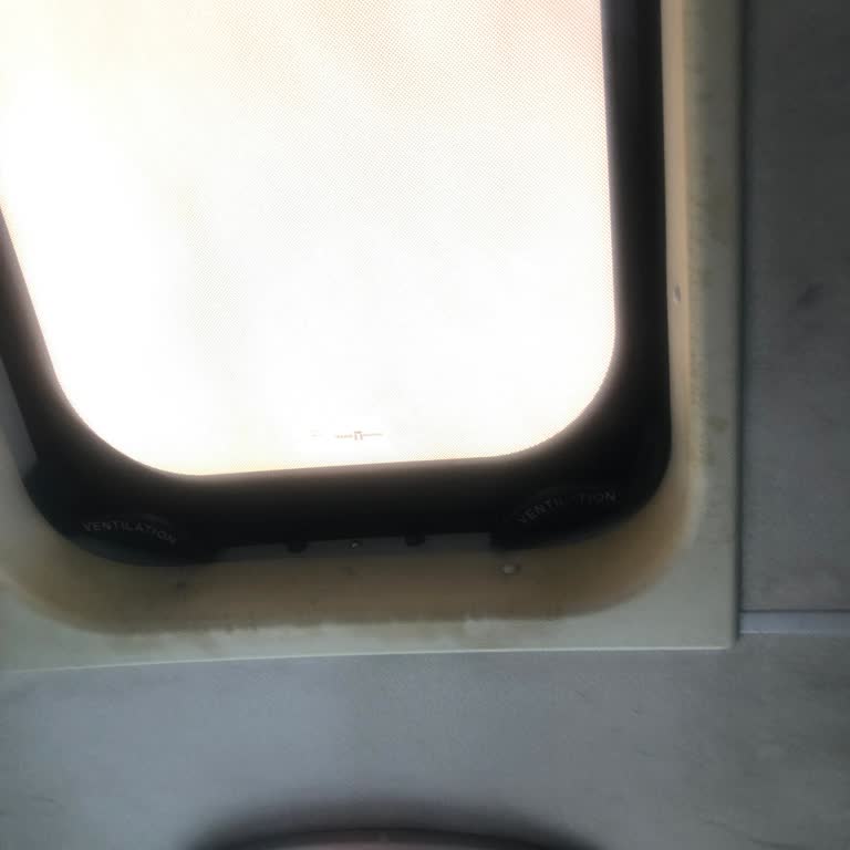 Eski Otobüs, Kırık Cam Ve Yanlış Rota Yüzünden Mağduriyet Yaşadık