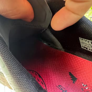 Garanti Kapsamındaki Ayakkabıda Sürekli Astar Yırtılması Ve Dikiş Sorunu