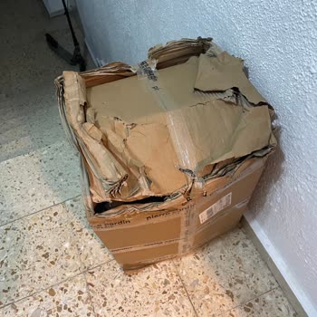 Kargo Paketi Parçalanmış Şekilde İade Edildi, Şube Koşulları Yetersiz