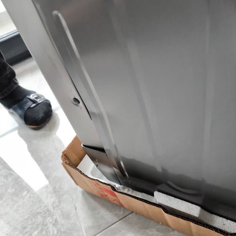 Her Seferinde Hasarlı Bulaşık Makinesi Teslim Ediliyor, Çözüm Bekliyorum