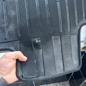 Renault Megane Sıfır Araçta Kısa Sürede Delinen Paspaslar Ve Garanti Sorunu