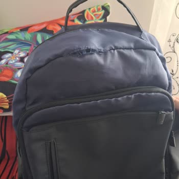 Yeni Alınan Sırt Çantasında Kısa Sürede Yırtılma Sorunu Yaşadım