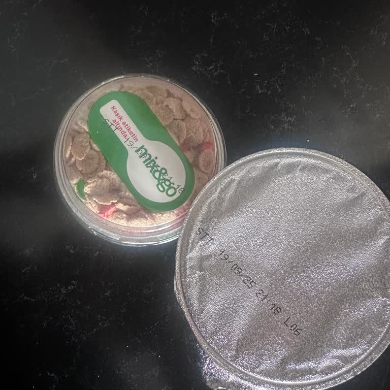 Son Kullanma Tarihi Geçmiş Ürünlerin Teslim Edilmesi Ve Yetersiz Müşteri Hizmeti