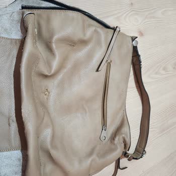 Kısa Sürede Pul Pul Dökülen Çanta Mağduriyeti