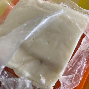 Aldığım Peynir Hızla Küflendi, Ücret İadesi Talep Ediyorum