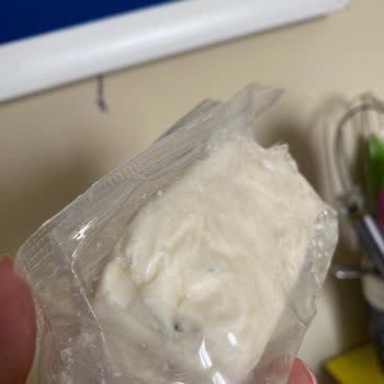 Aldığım Peynir Hızla Küflendi, Ücret İadesi Talep Ediyorum