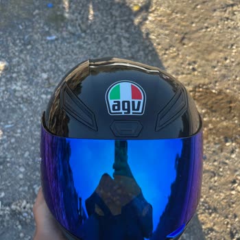 Kısa Sürede Eriyen Kask İçin Garanti Reddi Ve Ücret İadesi Talebi