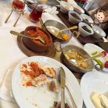 Yüksek Ücretli Kahvaltıda Eksik Ürünler Ve İlgisiz Servis Hayal Kırıklığı Yaşattı