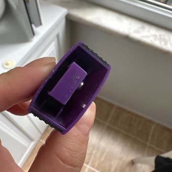 Faber Castel Kuru Boyalar Ve Kalemtıraş Kullanılamayacak Kadar Kalitesiz Çıktı