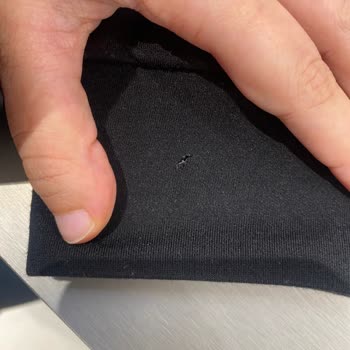 Satın Aldığım Sweatshirtte Kusur Ve Mağazada Yetersiz Destek Deneyimi