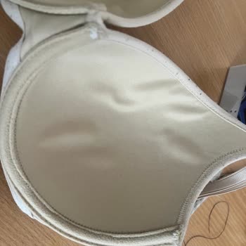 Le Jardin Jasmin 9900 Sütyenlerde Kısa Sürede Demirlerin Çıkması Hayal Kırıklığı