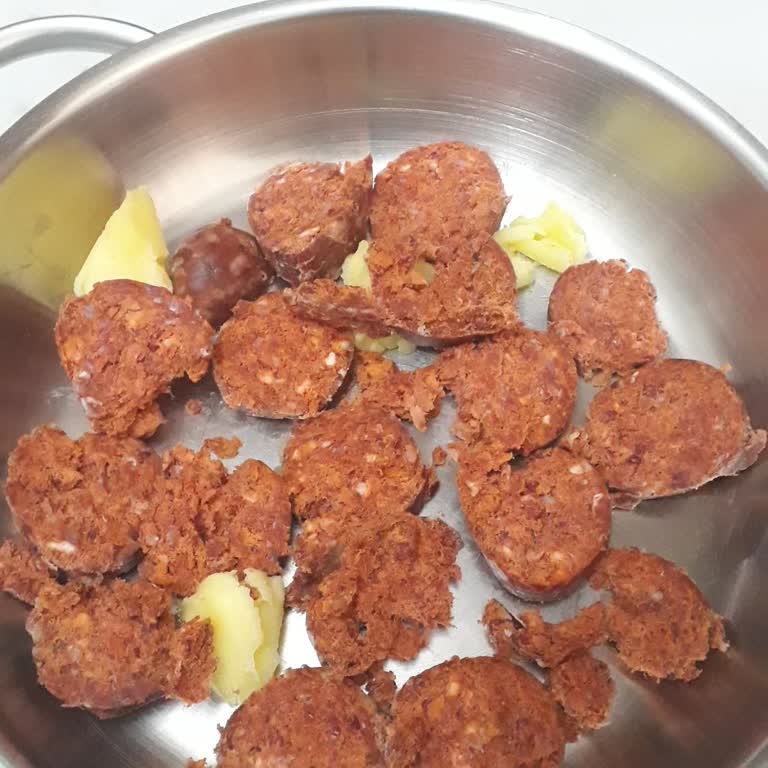 Tema Marketler Zinciri Dana Sucuk Aldım Memnun Kalmadım!