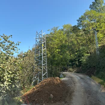 YEDAŞ'ın Yol Çalışmasında Güvenlik Önlemi Eksikliği Ve Hafriyat Sorunu