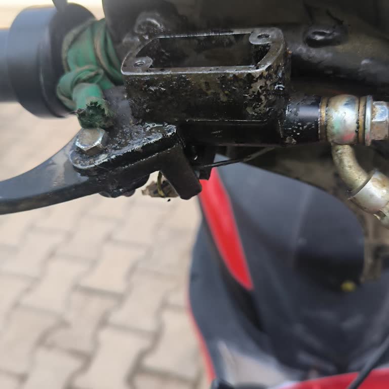 Arora Zr5 Elektrikli Motorumun Fren Arızası Güvenliğimi Tehdit Ediyor