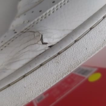 Kısa Sürede Deforme Olan Nike Ayakkabının Değişimi Yapılmıyor