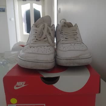 Kısa Sürede Deforme Olan Nike Ayakkabının Değişimi Yapılmıyor