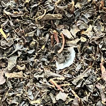 Çay Paketinden Çıkan Plastik Parça Şaşkınlığı