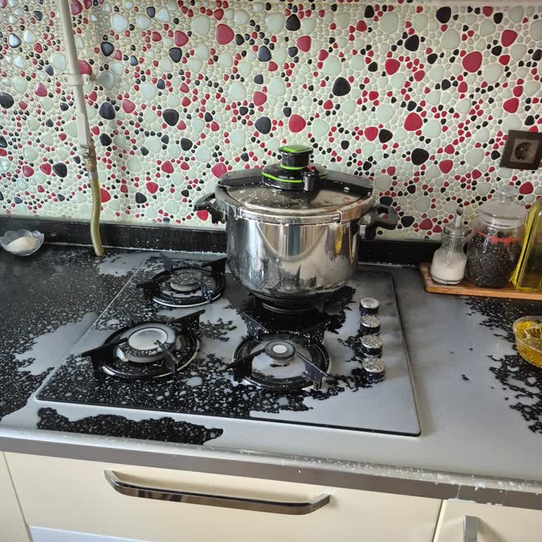 Korkmaz Düdüklü Tencerede Sürekli Sorun Ve Yetersiz Çözüm