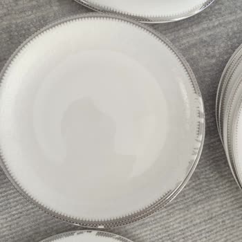 Garanti Kapsamındaki Yemek Takımında Desen Silinmesi Ve Çözümde Yaşanan Belirsizlik