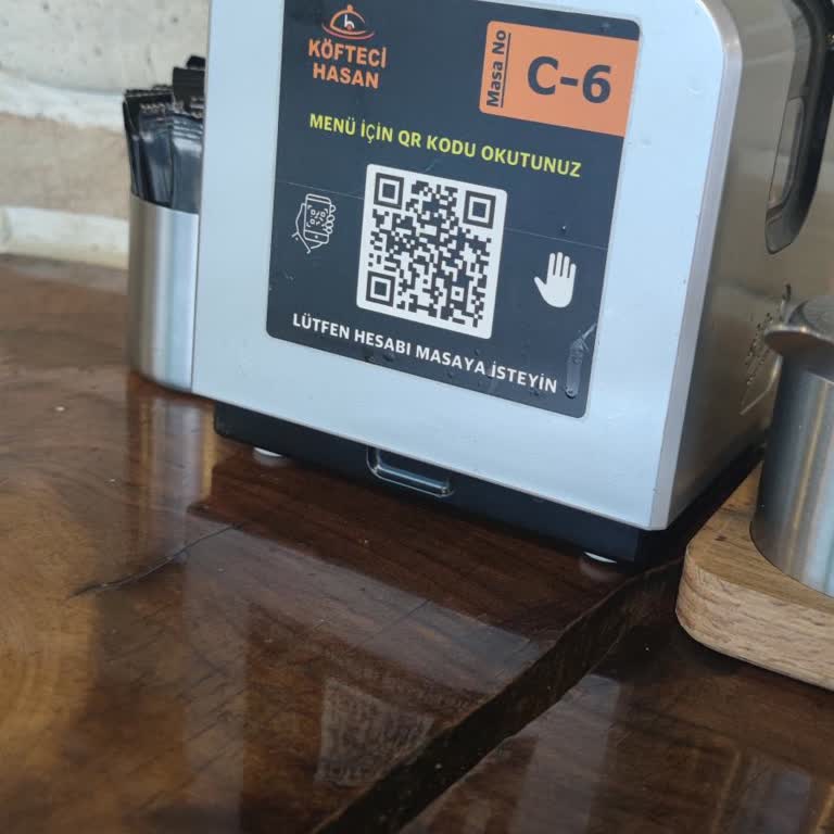 Restoranda Para Odaklı Yaklaşım Ve Soğuk Servis Deneyimi